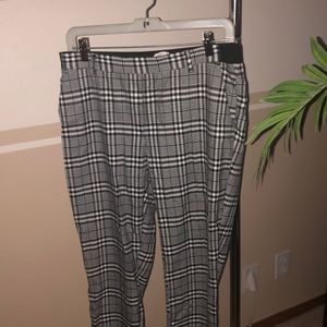 H&M black and white plaid slacks